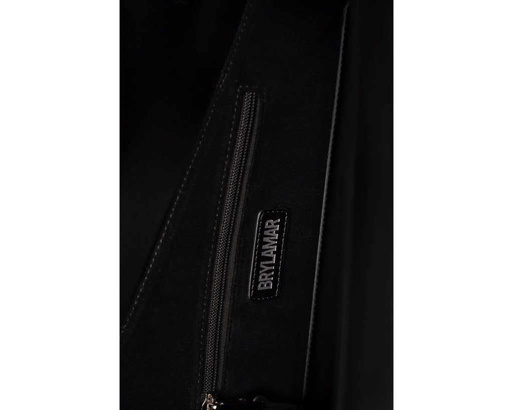 Standard Carlatta Black (Pre-Order)