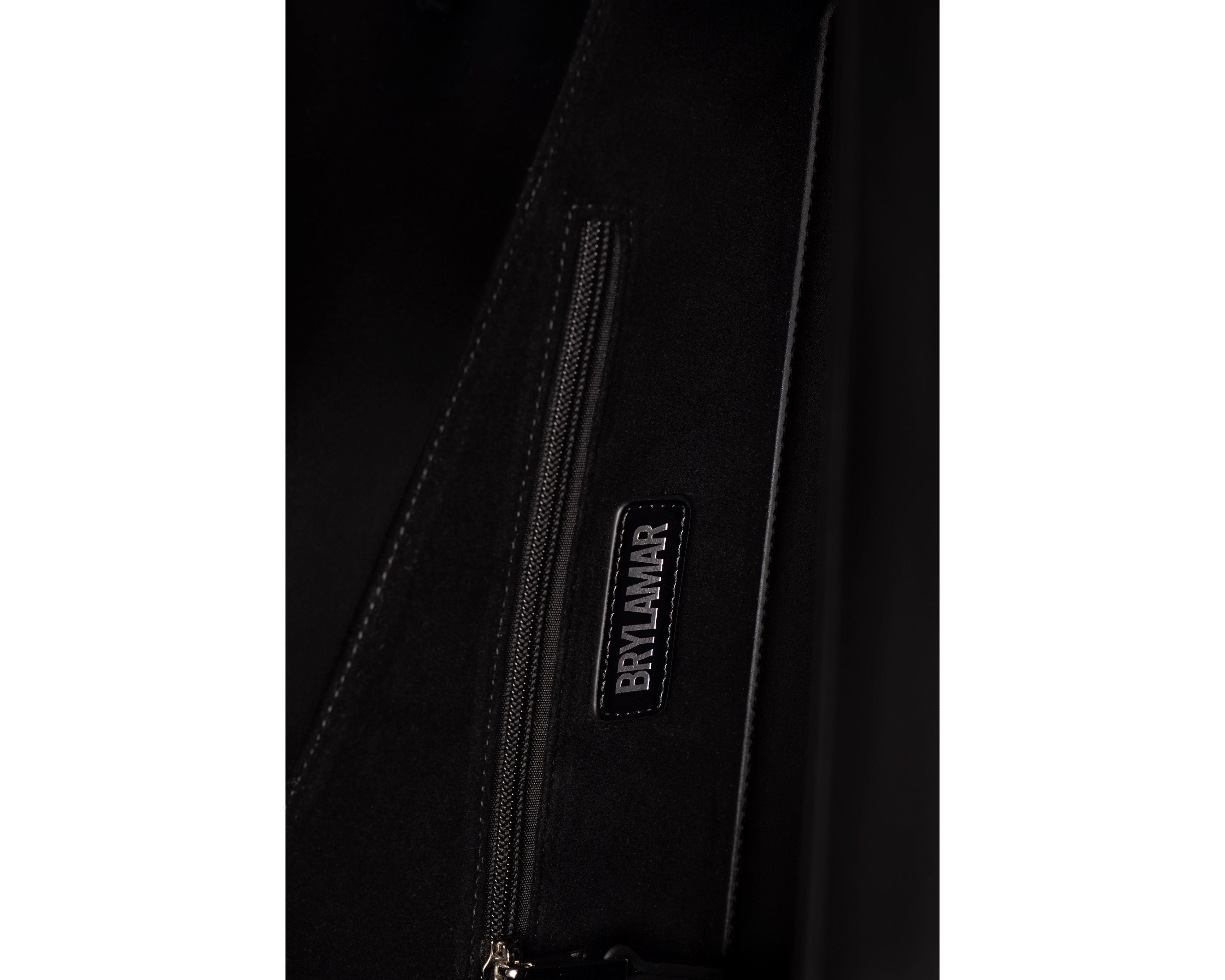 Standard Carlatta Black (Pre-Order)